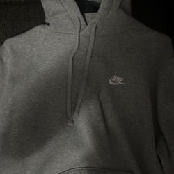 grey nike hoodie 