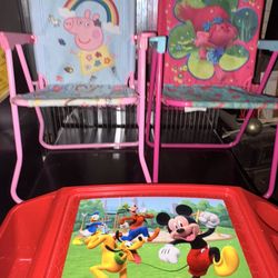 PEPPA PIG & TROLLS FOLDABLE CHAIR WITH MICKEY MOUSE TRAY