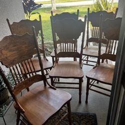 6 Wooden Chairs