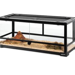 18 Gallon Terrarium Holds 4 IN WATER 30x12x12x
