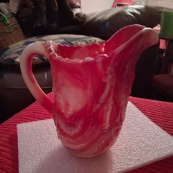 VINTAGE IMPERIAL RED & WHITE SWIRLED SLAG GLASS PITCHER 