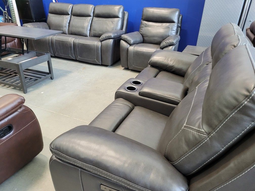 💯 CLEARANCE NOW! Brand New Sofas And Sectionals 30%-70% Off Retail!