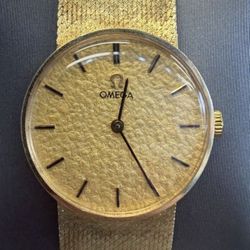14k Solid Yellow Gold Vintage Omega Self Winding Watch 43.44 Grams Unisex 28mm