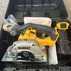 Dewalt Cordless Circular Saw Kit