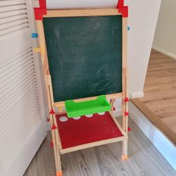 Wooden Easel with Tray