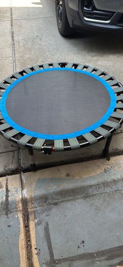 Exercise trampoline