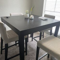 Kitchen Table With Chairs 