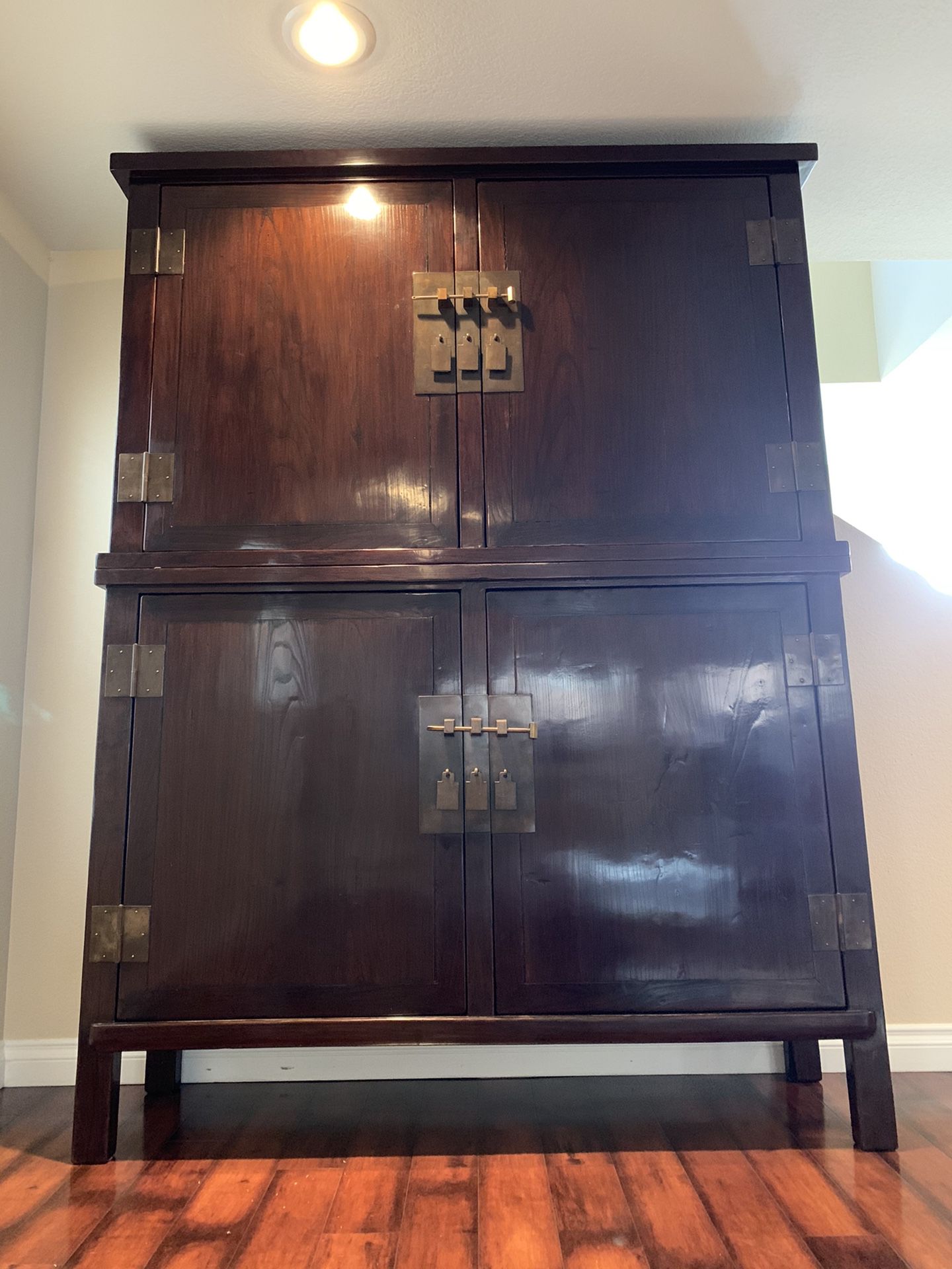 Antique Chinese (Qing Period) Armoire made of Chinese Elm.