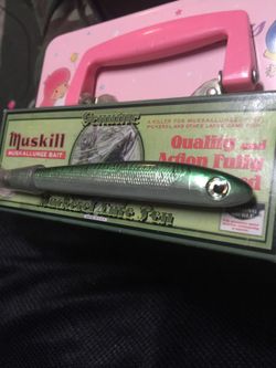 Fishing mackerel pen