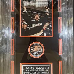 Ducks Teemu Selanne Signed, JSA-Certified, Deluxe-Framed Puck Shadowbox 