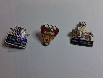 Olympics pins 1984 2x 1992 1x