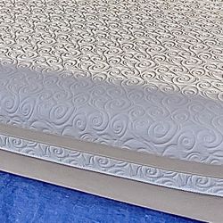 🛏️ KING Tempur-Pedic Rhapsody Breeze Mattress — DELIVERY AVAILABLE 