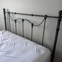 FREE Queen Bedframe