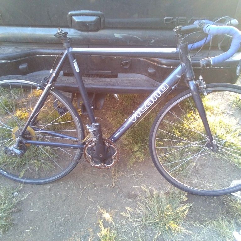 Top Performance Bicycle Vilano Forza for Sale in Denver CO