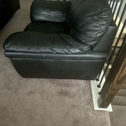 Black Oversized Chair 