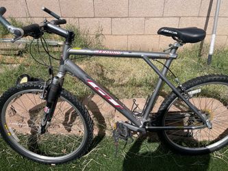 GT Rebound Mountain Bike, The frame dimensions are 18 in height and 26 in length.