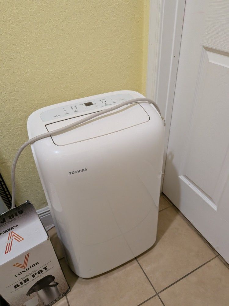 Toshiba 8000 BTU Portable AC