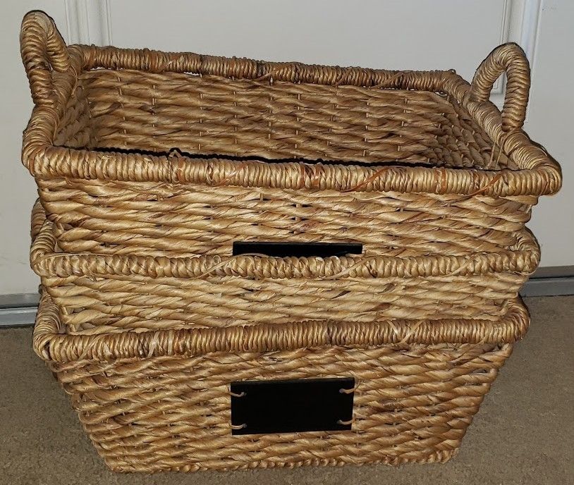 Smith & Hawken Wicker Deep Basket/Storage Bin with Handles and Chalkboard Label