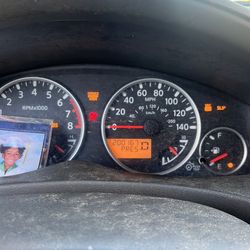 Nissan pathfinder 2011