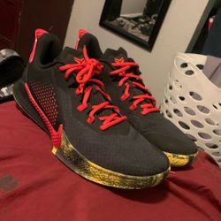 Nike Kobe Bruce Lee Basketball Shoes – Size 12 – Barely Worn