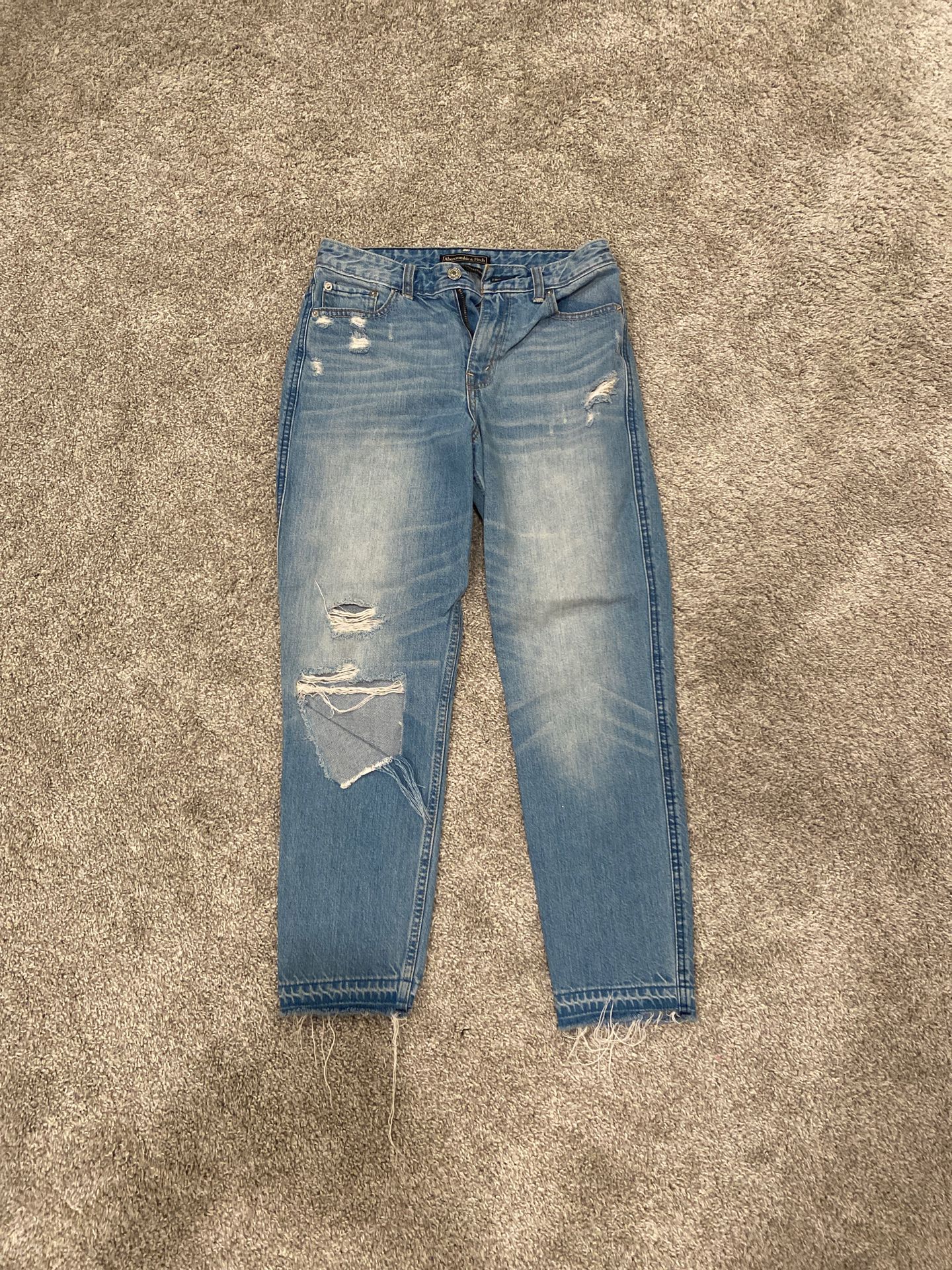 Abercrombie & Fitch boyfriend style light washed ripped jeans. Size: 26, length 27
