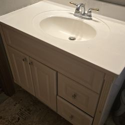 Bathroom vanity