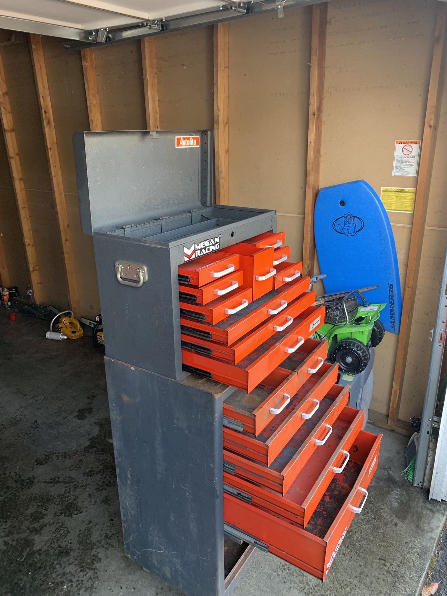 Lumidor Vintage Rolling Tool Box