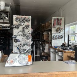 2004 To 2008 Ford F-150 Headlight Driver Side Assembly #838B FE401