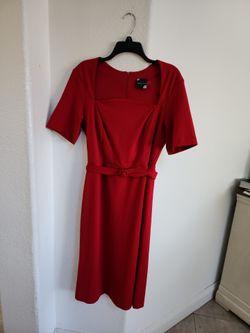Used Women's dress size (14)