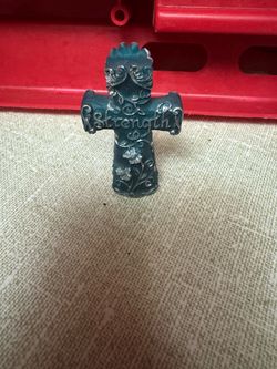 Free Decorative Cross with 'Strength' Inscription
