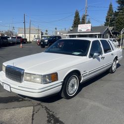 1994 Lincoln Town Car