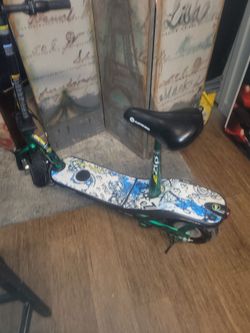 eZip Electric Scooter with Seat