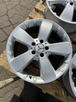 Mercedes Benz ML 500 Wheels