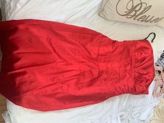 Red dress small