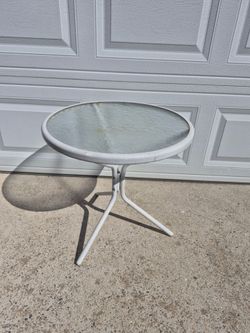 Round Patio End Table