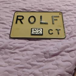 VINTAGE DECORATIVE LICENSE PLATE 