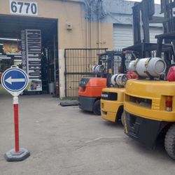 FORKLIFT TOYOTA NISSAN HYSTER 