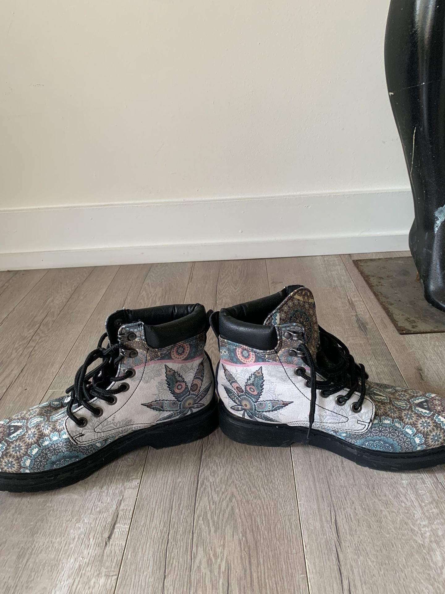 Size 9 Boots