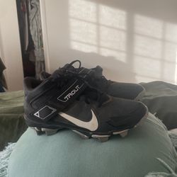Black And White Nike FastFlex Baseball Shoes- Women Size 8