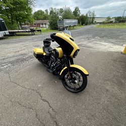 2023 street glide Flhxs