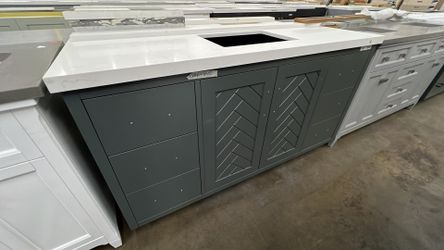 Green, Brown, Blue, Gray, White Bathroom Vanity – Muebles para baño Quartz, Wood, & Granite- Cuarzo, madera y granito