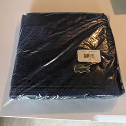Brand New Lacoste Heritage Hand Towel – Navy