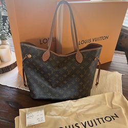Louis Vuitton Authentic Neverfull Purse for Sale in Menifee, CA - OfferUp