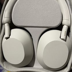 Sony WH-1000XM5 Noise Cancelling Headphones 