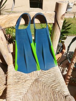 Voit Duck Feet fins
