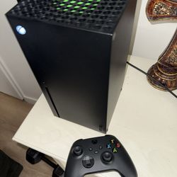 Xbox Series X With Games 