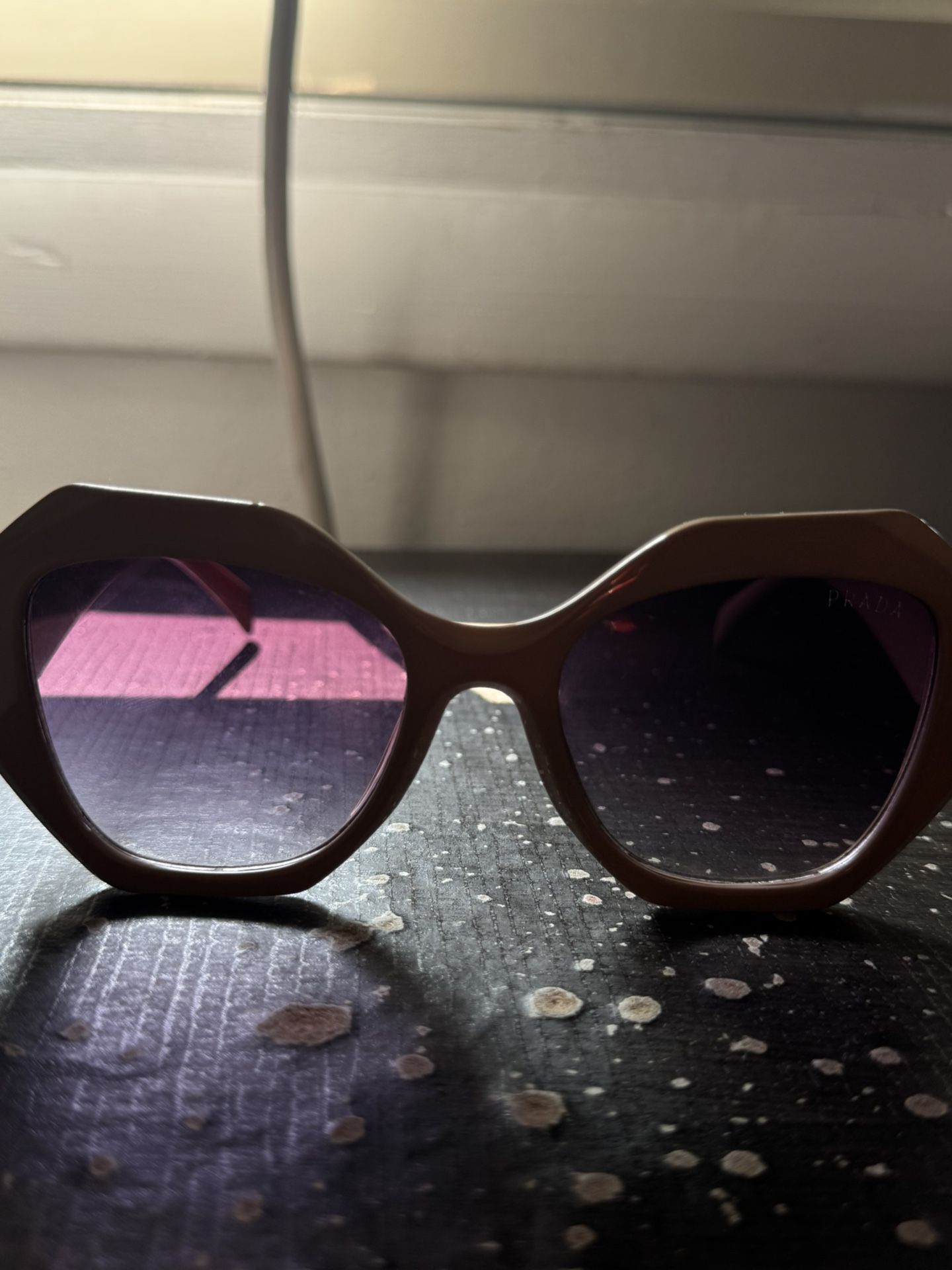 beige sunglasses