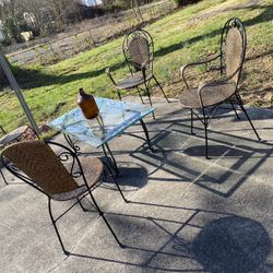 Table Set With Chairs 