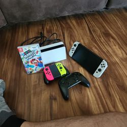 Nintendo Switch OLED and accesories