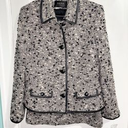 NWT Dana Buchman Suit 10